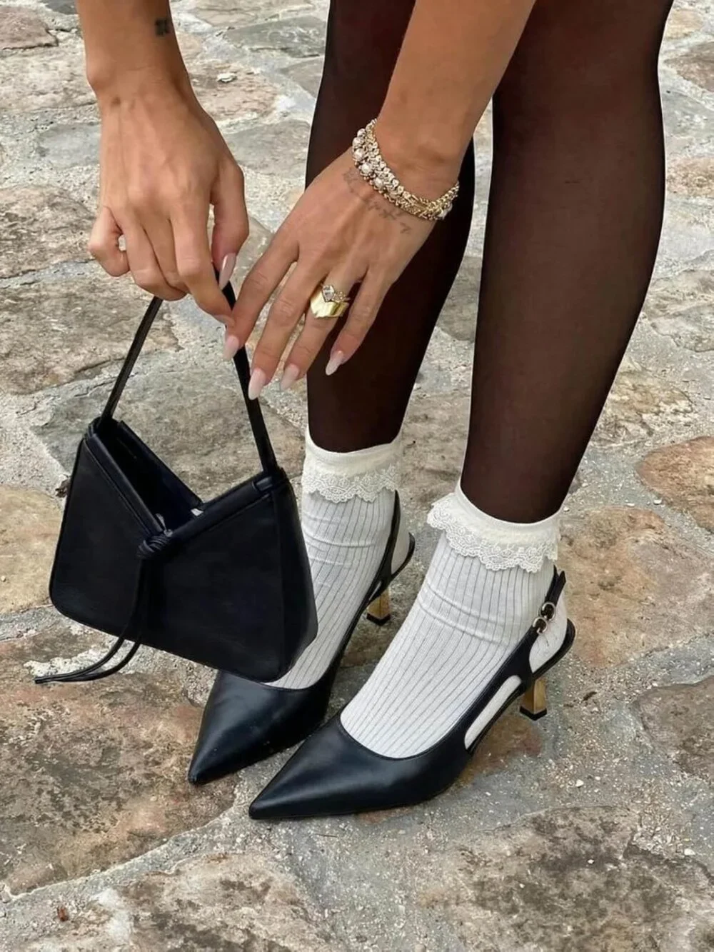 Women's Black Pu Low Kitten Heels Slingback Pump Closed Pointed Toe Buckle Shoes